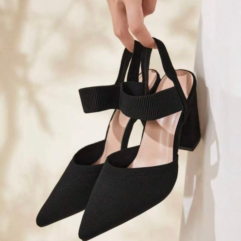 Resistance Bands - Spitze Sandalen mit Blockabsatz und Flachem