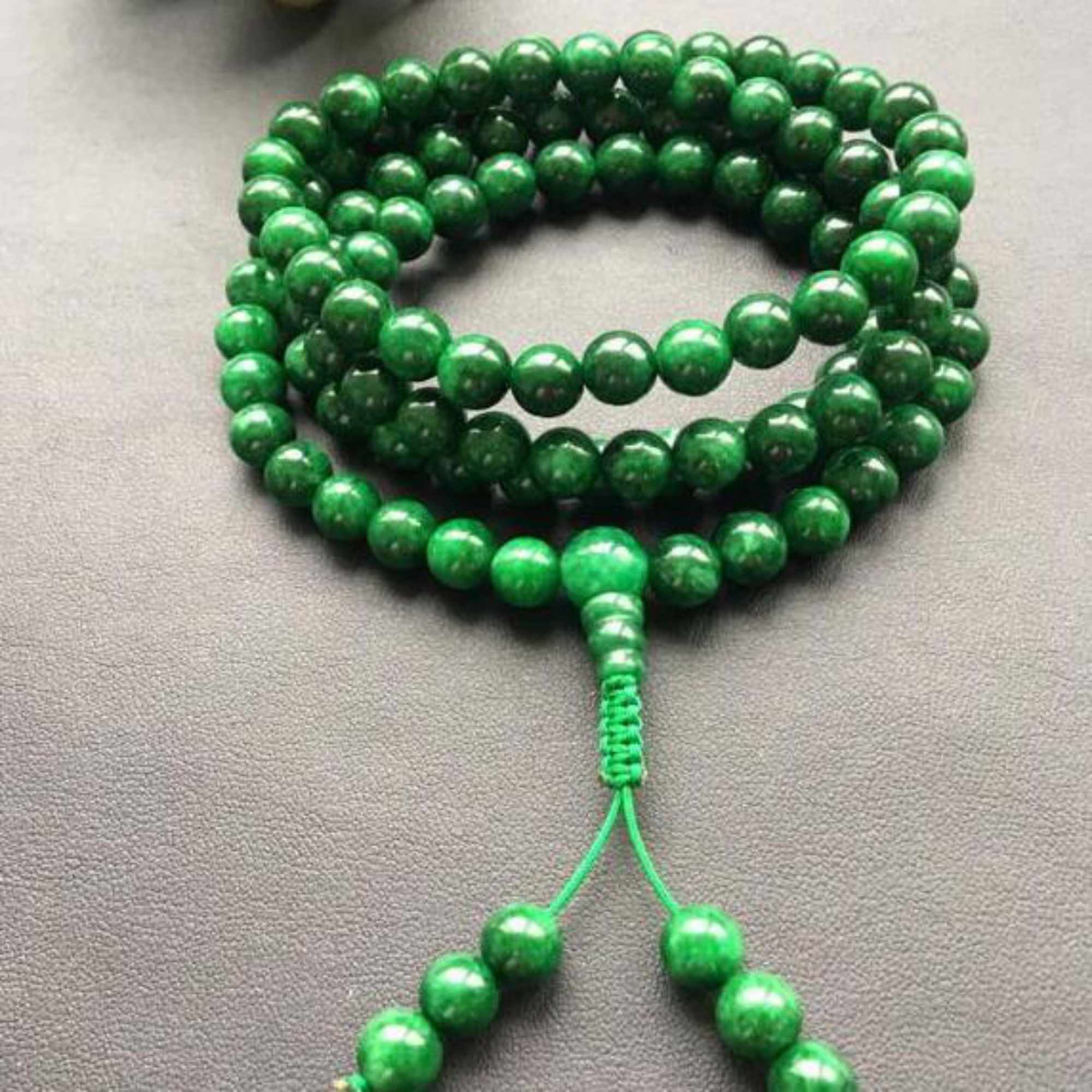 6mm 108 natürliche grüne Jade  – Yoga Health & Fitness Centre Bewertung und Preis
